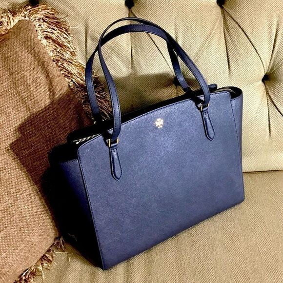 TORY BURCH EMERSON LAPTOP TOTE TRAVEL WORK VACATION OFFICE - Picture 1 of 11